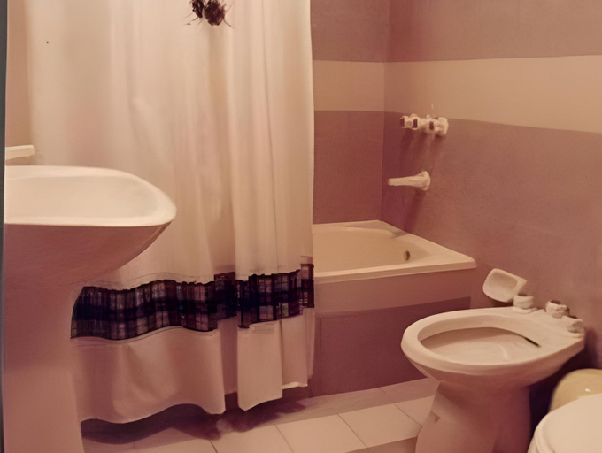 Bathroom 4, Monaco Hotel, Ushuaia