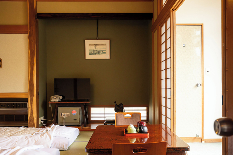 Bedroom 3, Shimaya, Yamanouchi