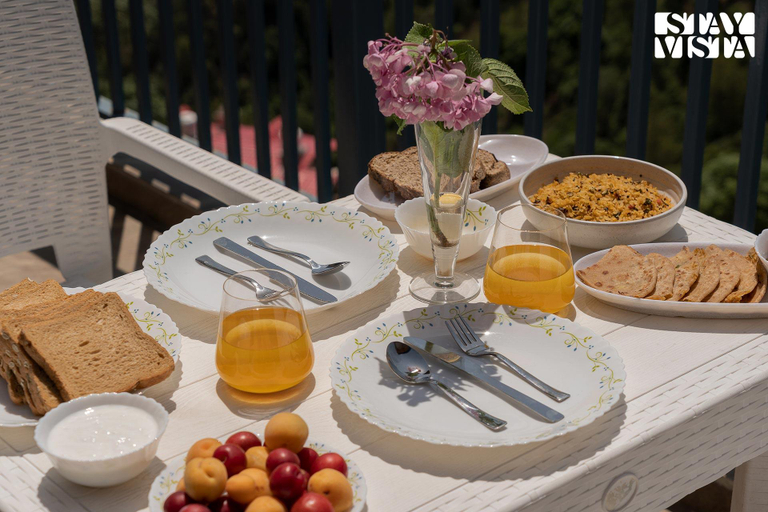 Food & Drinks, StayVista at Skylark Peaks with Outdoor Jacuzzi, Nainital