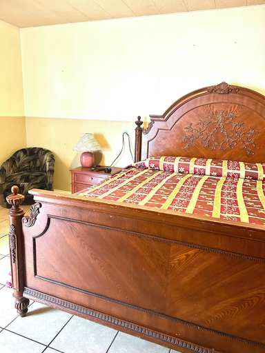Bedroom, Bedford Motel, Bedford