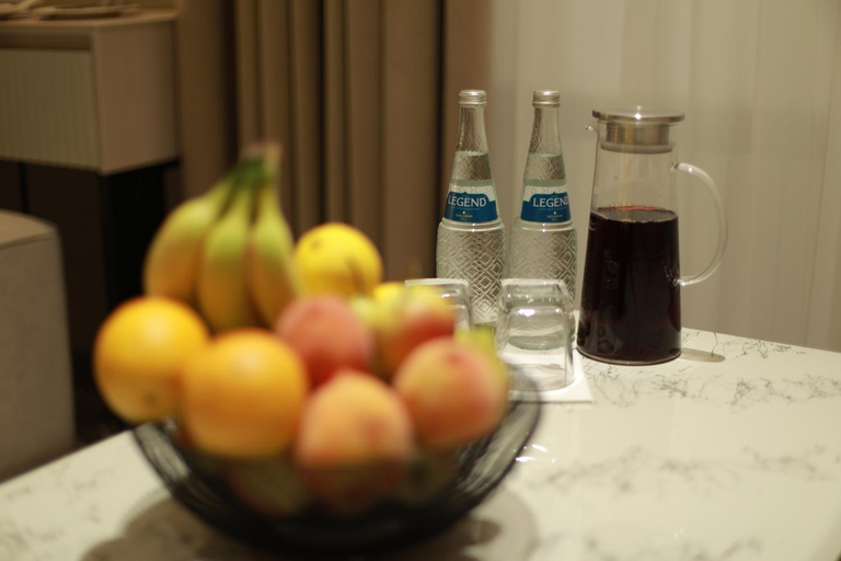 Food & Drinks