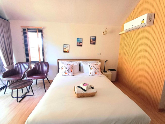Bedroom 2, Lake Hill Kanchanaburi Resort, Si Sawat