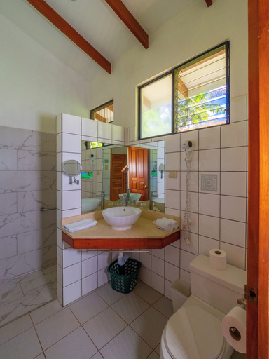 Bathroom 4, Hotel Colinas del Sol, Atenas