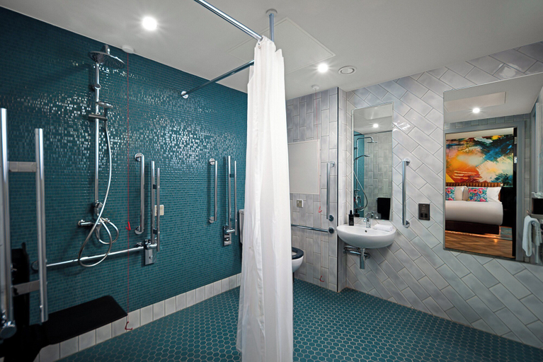 Bathroom, NYX Hotel Dublin Portobello, Dublin