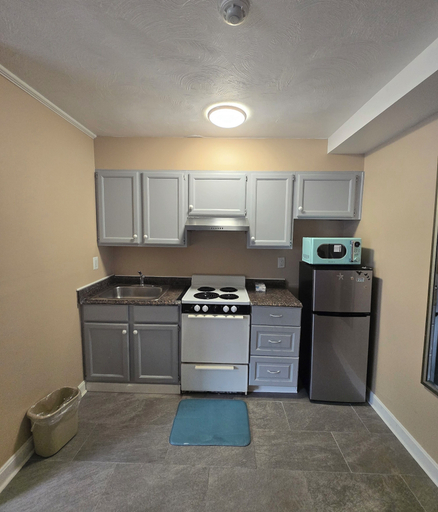 Others 5, Nashoba Valley Inn & Suites, Middlesex