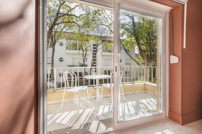 Others 4, Rainbow Suites by Olala Homes, Cascais