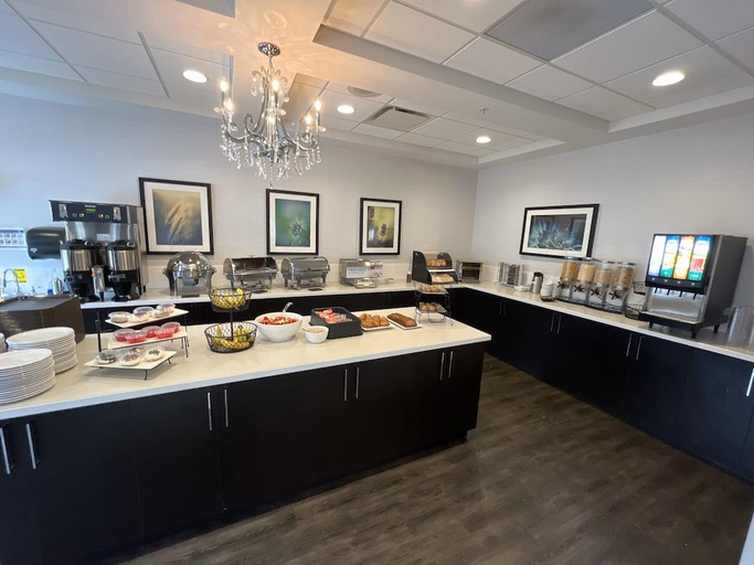 Food & Drinks 5, Hotel Shediac, Westmorland