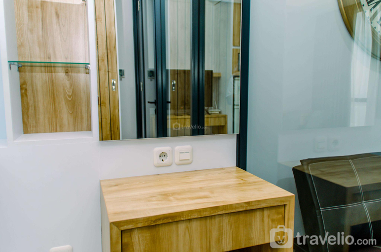 Bathroom 2, Nice Comfort 1BR The Smith Alam Sutera By Travelio, Tangerang