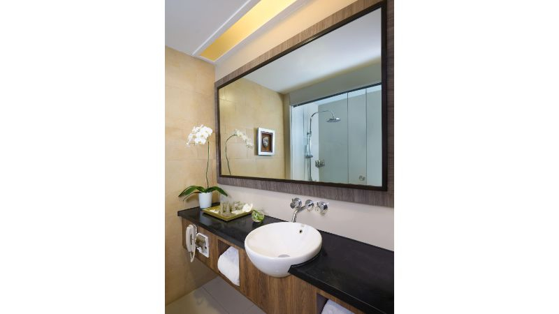 bathroom 7