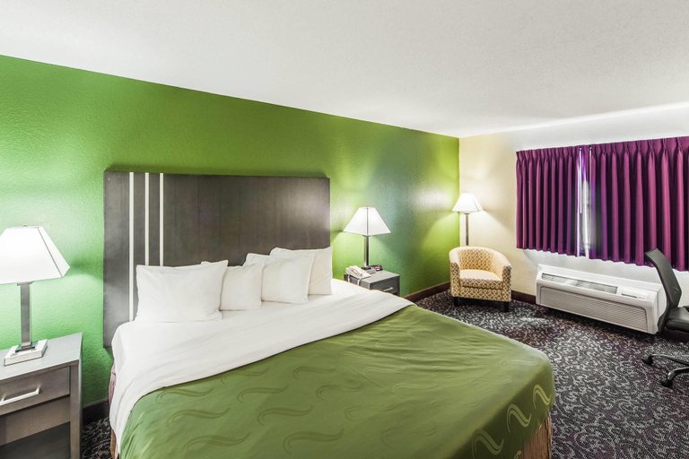 Bedroom 3, Quality Inn Decatur near US-224, Adams