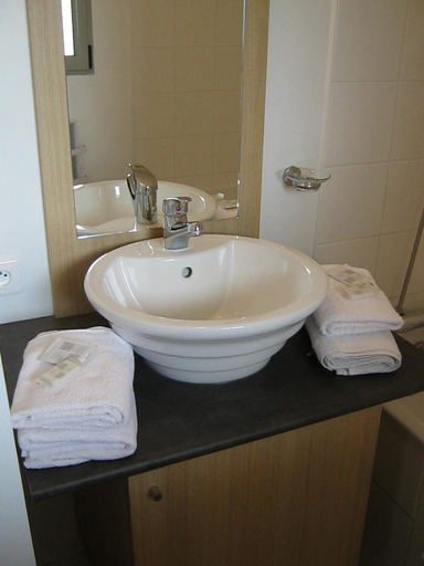 Bathroom, Residence Goelia Aquaresort, Lot-et-Garonne