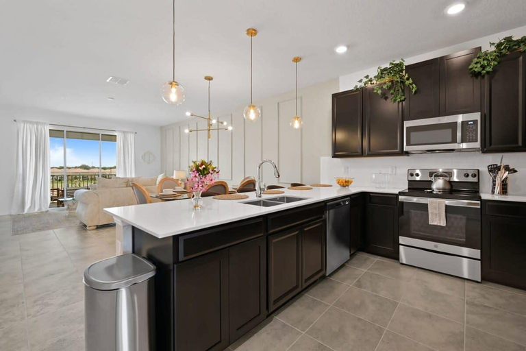 4, Magical Getaway - Super Cute 3BR Apartment, Osceola