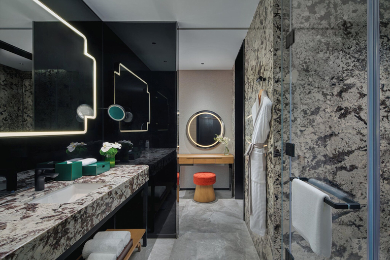 Bathroom 4, Hualuxe Chongqing Wushan by IHG, Chongqing