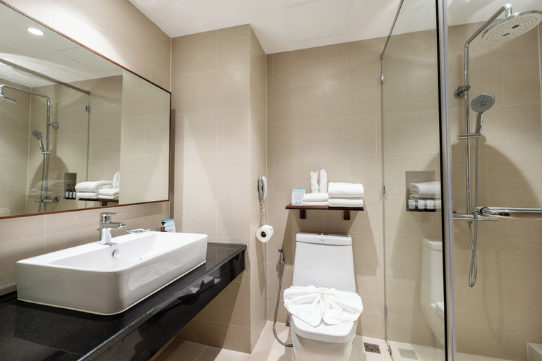 Bathroom 5, Maneechan Resort & Sport Club, Muang Chanthaburi