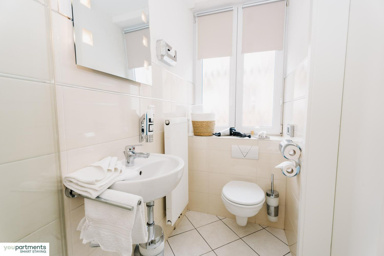 Bathroom 4, YOUPARTMENTS - zentrale Micro Apartments, Kaiserslautern