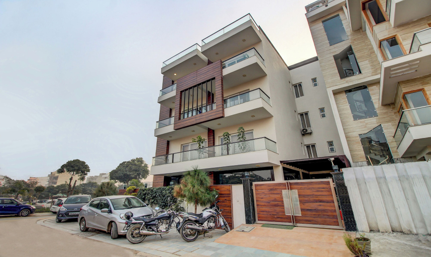 Exterior & Views 2, Treebo M2M Residency Sector 46, Gurgaon