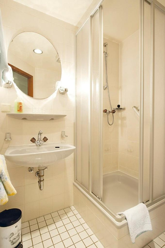 Bathroom, Hotel Deutsches Haus, Sächsische Schweiz-Osterzgebirge