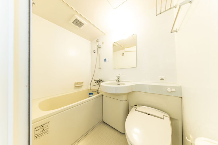 Bathroom 4, APA Hotel Kagoshima Chuo Ekimae, Kagoshima