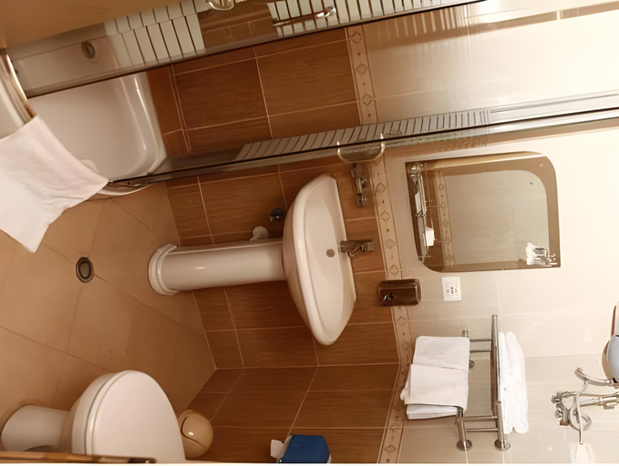 Bathroom 3, Hotel Nais Beach, Durrësit