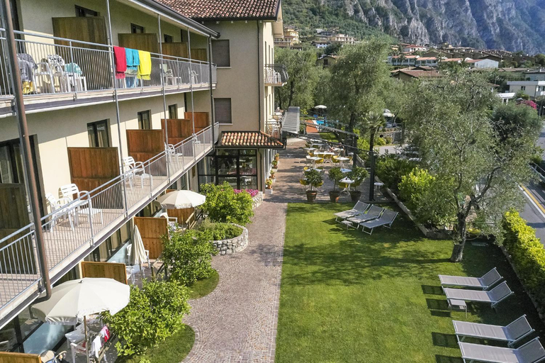 Others 4, Hotel Rosemarie, Brescia