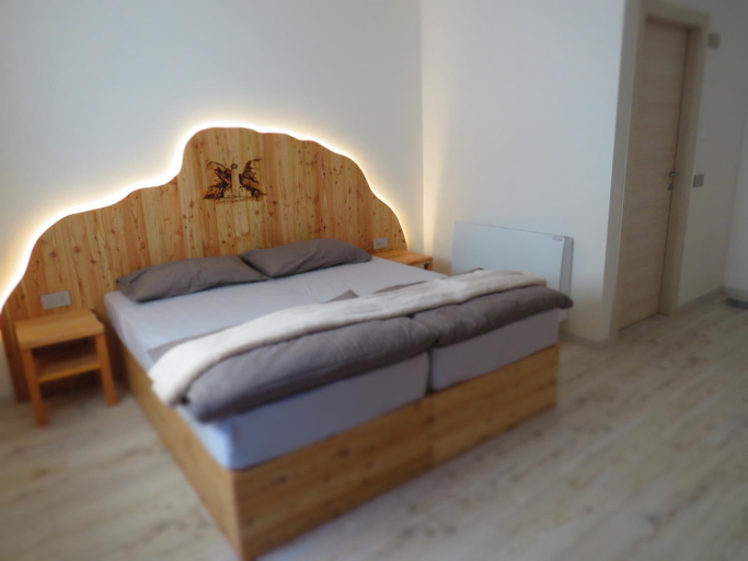 Others 5, B&B A pie Paganella, Trento