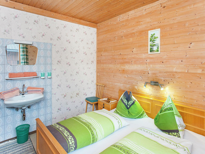 Bathroom, Chalet in Alps near Ski Slopes, Zell am See
