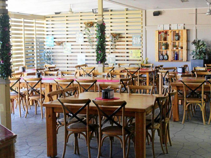 Food & Drinks, The Golden Orange Hotel Motel, Gayndah