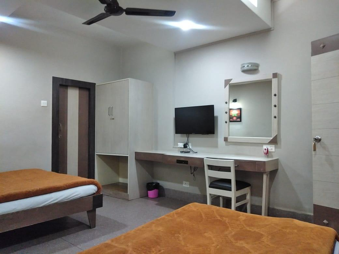 Others 4, Monsoon Hotel, East Khasi Hills