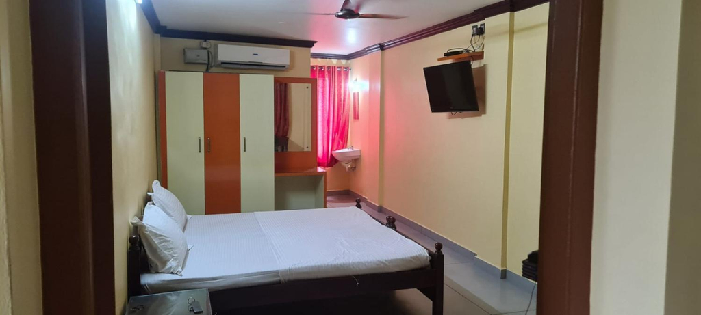 Others 3, Prestige Tourist Home, Ernakulam