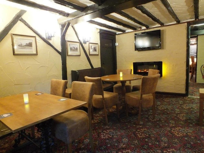 Food & Drinks 3, Eskdale Lodge Hotel, Trafford