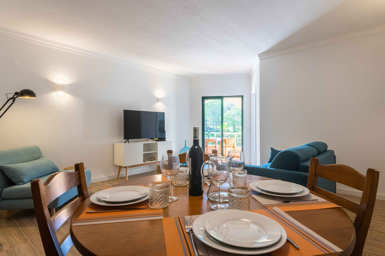Room 5, Salgados Village T1 Apartment - 500m da Praia, Albufeira