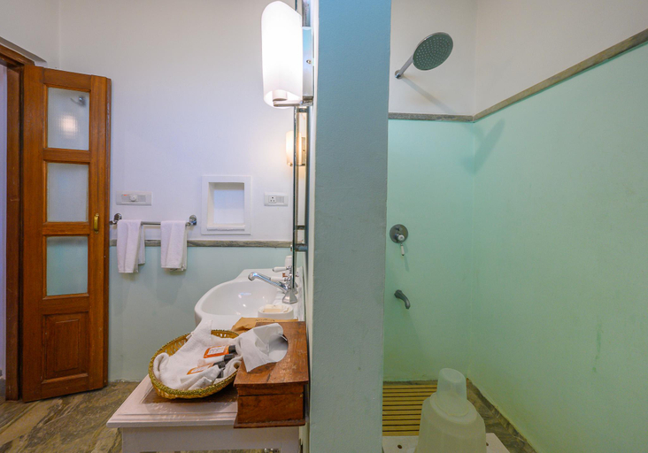 Bathroom 3, Deo Bagh, Gwalior