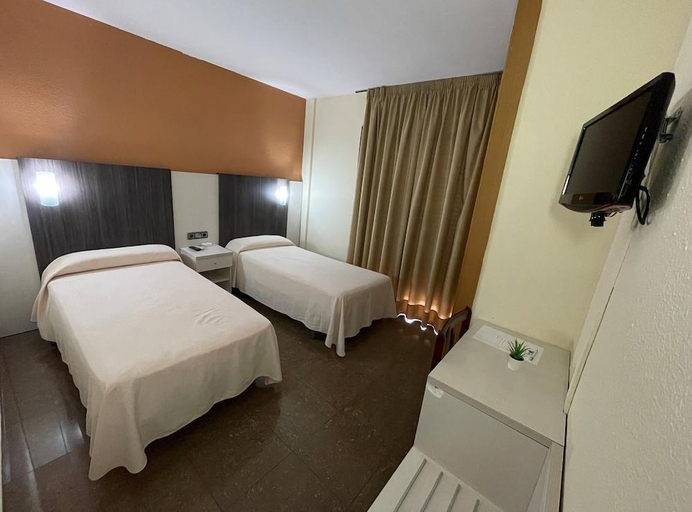 Bedroom 3, HOTEL MORELL, Tarragona