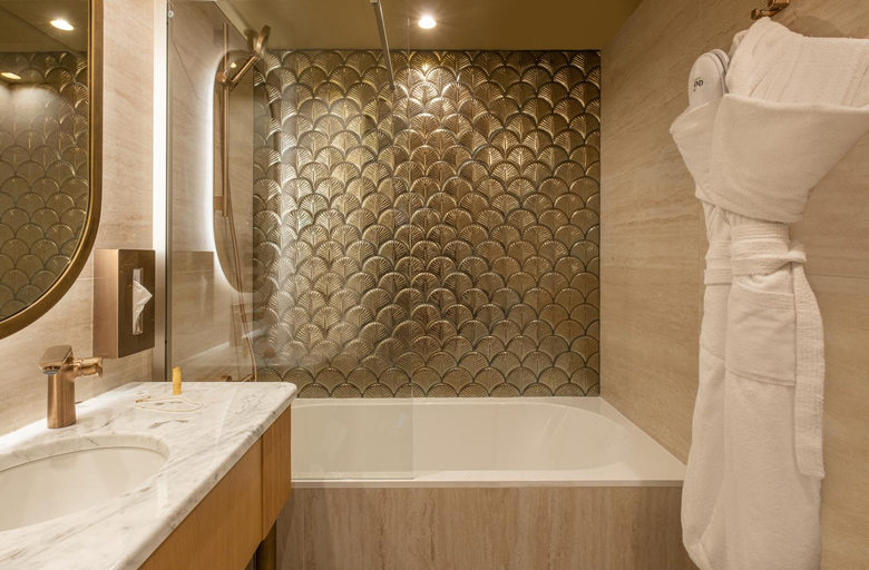 Bathroom 4, Hotel Monna Lisa Champs Elysees, Paris