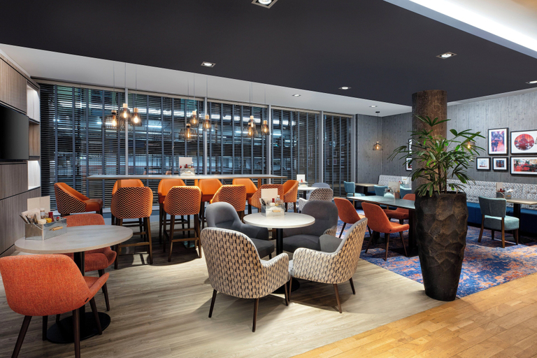 Food & Drinks 5, Leonardo Hotel Exeter, Devon