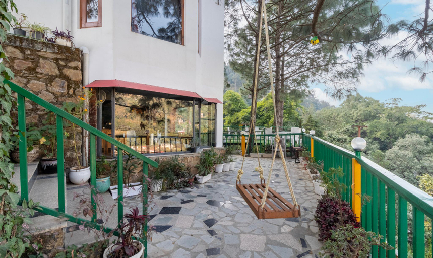 Public Area 3, Treebo Vista Lago With Lake View, Nainital
