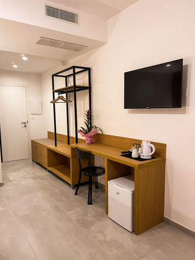 Others 3, Le Camere Del Centro, Matera
