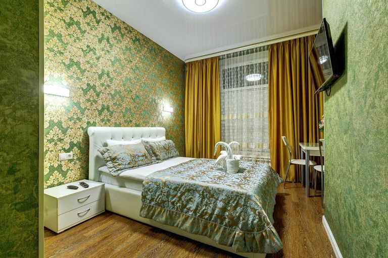 Others 5, Buta Hotel, South-Eastern