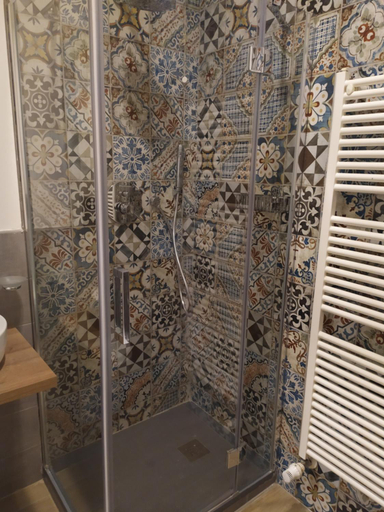 Bathroom 2, Affittacamere Iris, Trieste