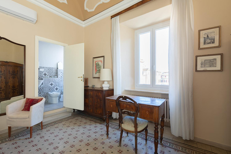 Others 4, Attico Luce B&B, Ancona