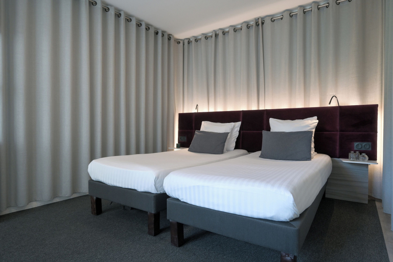 Bedroom 3, Nemea Appart Hotel So Cloud Lyon Part Dieu, Rhône