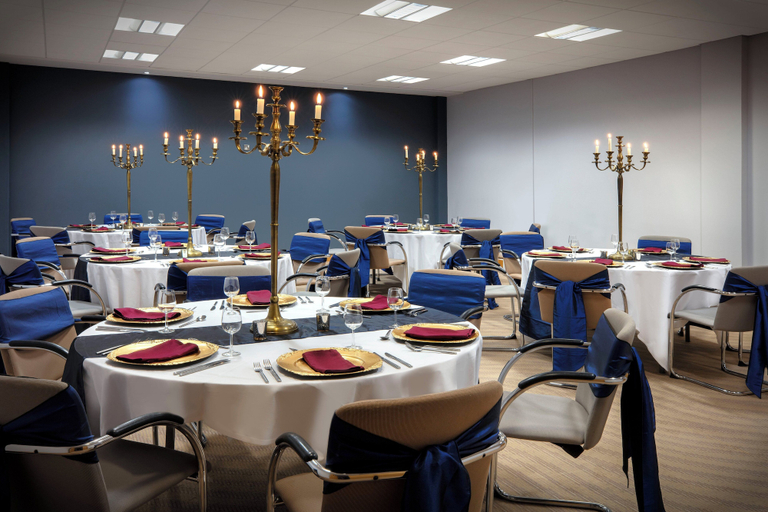 Food & Drinks 5, Leonardo Hotel Exeter, Devon
