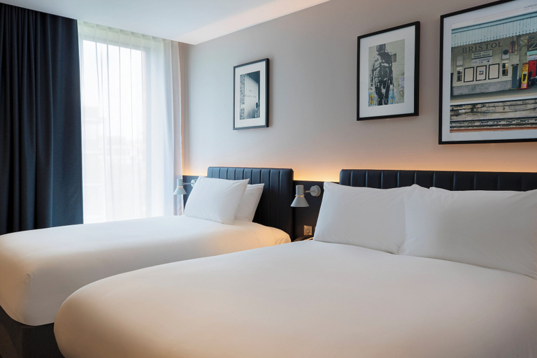 Bedroom 3, Leonardo Hotel Bristol City, Bristol