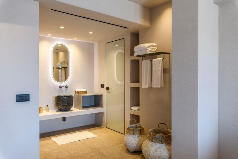 Shower 2, Muse Mansion Mykonos, South Aegean