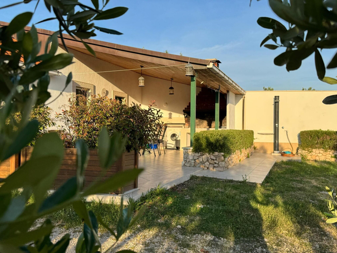 Exterior & Views 2, Holiday Home Oliva, Bol