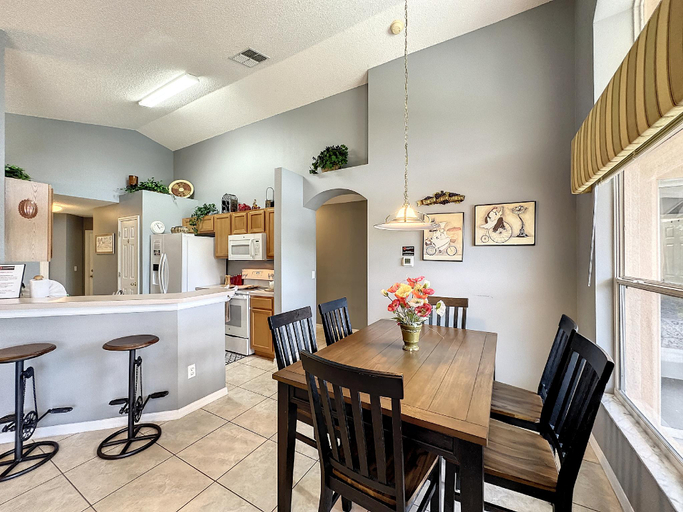 Others 2, Emerald Island 4 bed mins to Disney, Osceola