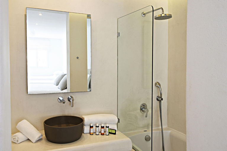 Bathroom 5, Paradise View Hotel, South Aegean