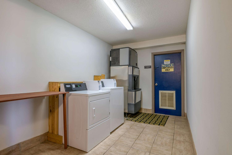 Others 4, Motel6 Forsyth, GA – Tift College, Monroe