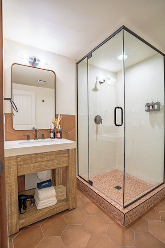 Bathroom 4, Petty Ranch Inn, Washington