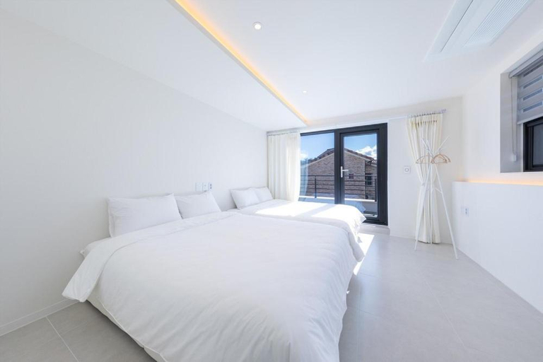 Bedroom 2, Gangneung Gyeongpo 345 Pool Villa, Gangneung
